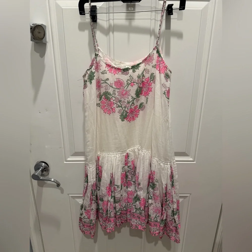 Juliet Dunn sleeveless floral patterned flare mini dress i